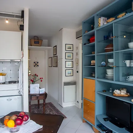 Apartment Roca Mare 6 - Happy